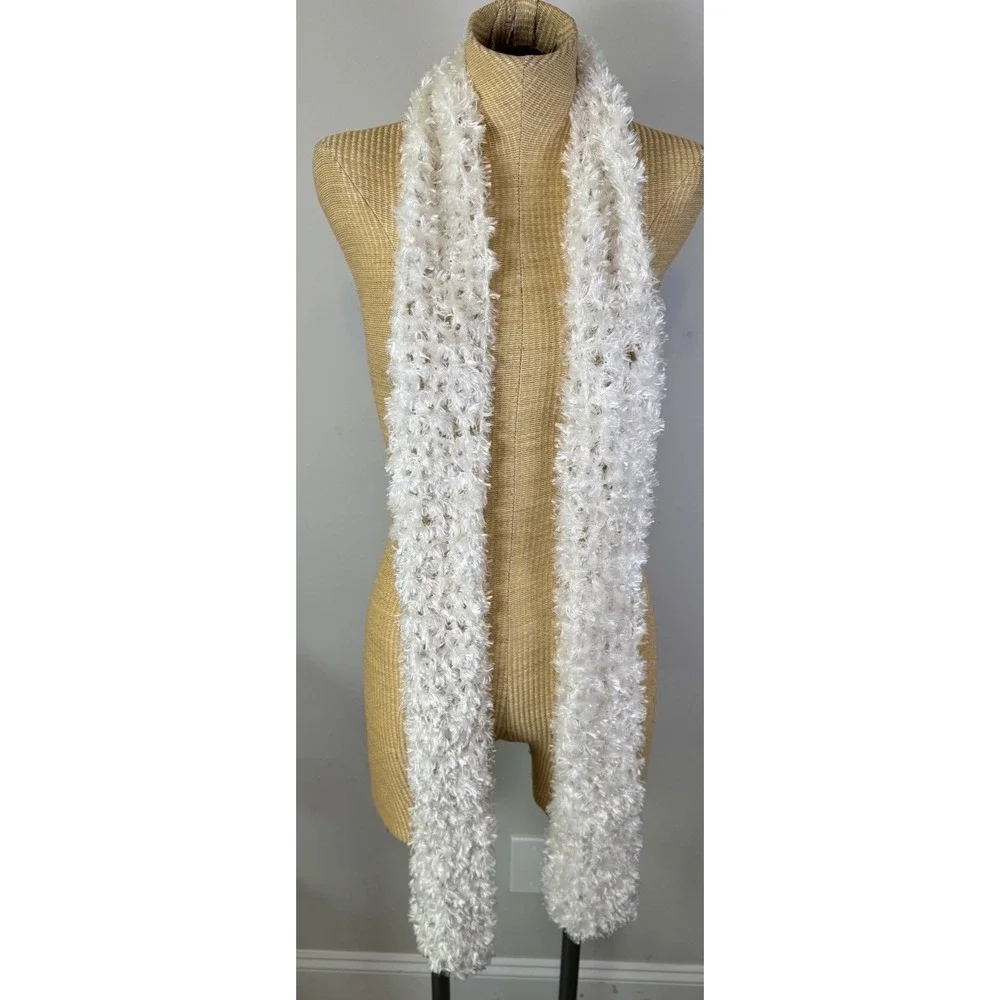Vtg Y2K Fuzzy Fluffy Eyelash Knit Tube Scarf White Loose Knit Fairy Whimsy Goth